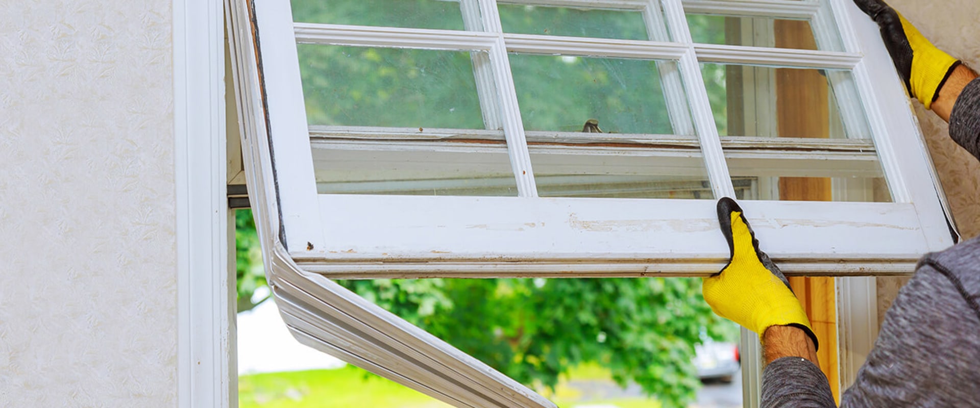 Can Home Windows Be Repaired? - An Expert's Guide
