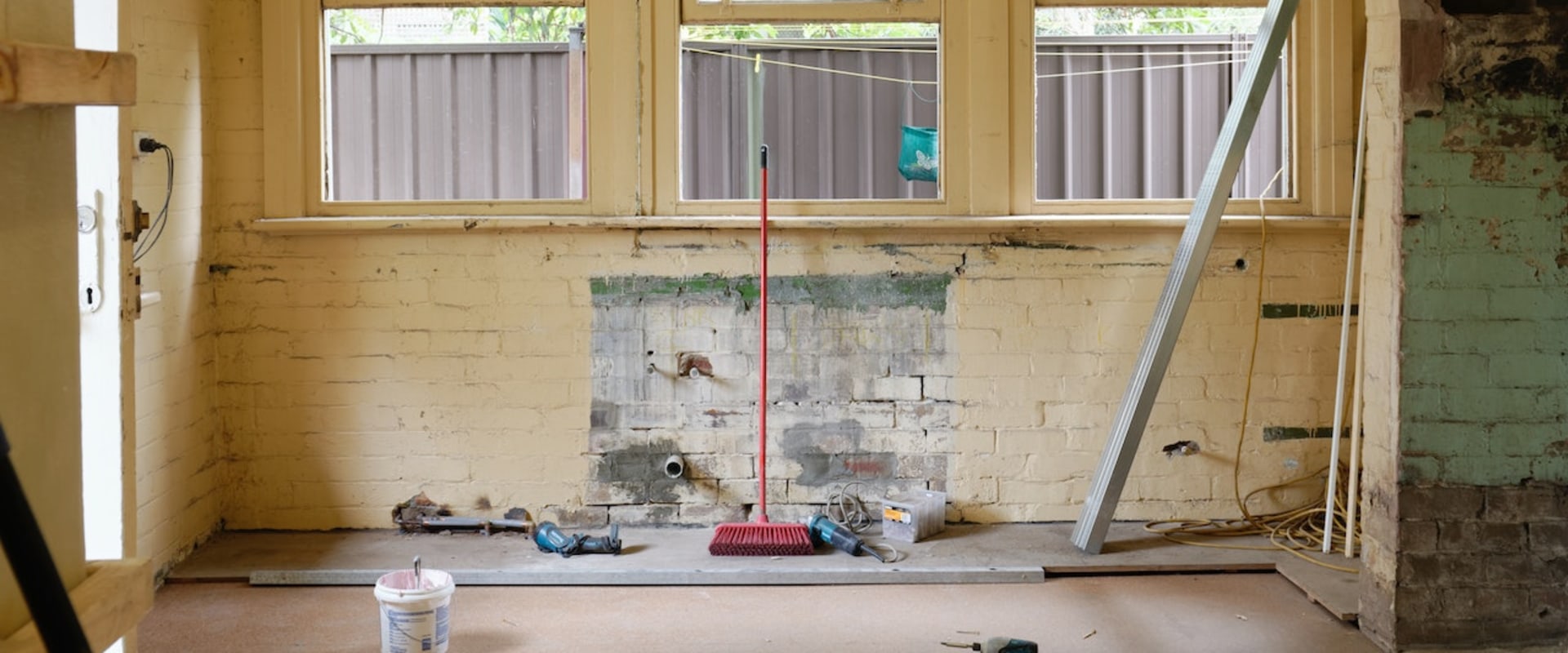 The Comprehensive Approach To Disaster And Recovery Management Services In Hollywood, FL, Including Home Window Replacement