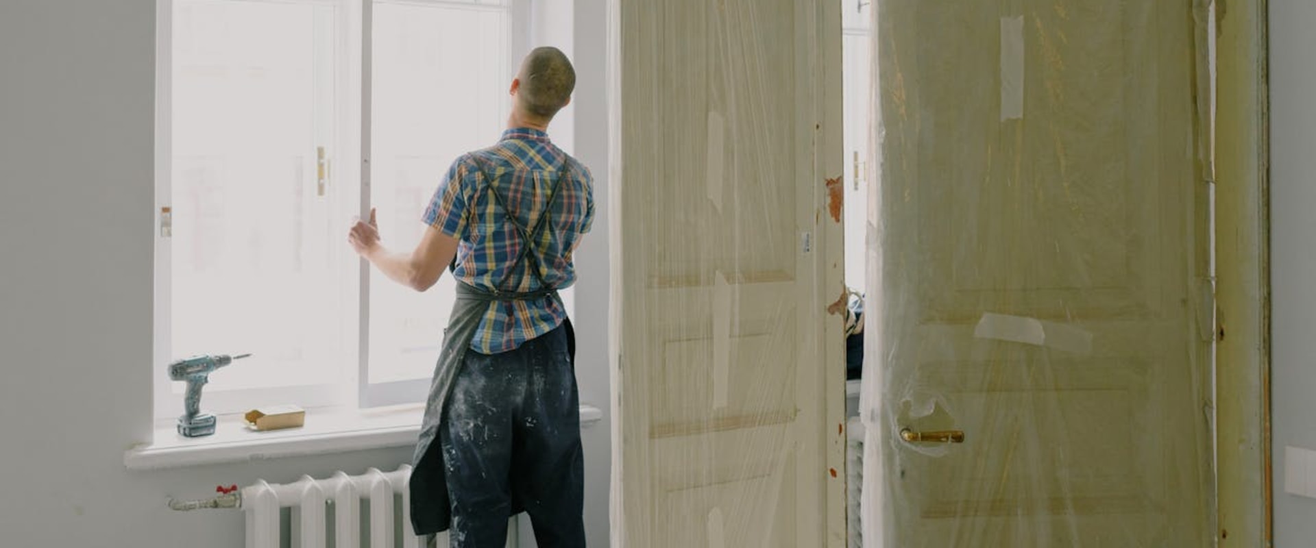 Is Your Home Ready For A Window Makeover? How Slab Leak Issues Can Prompt A Replacement In Irvine